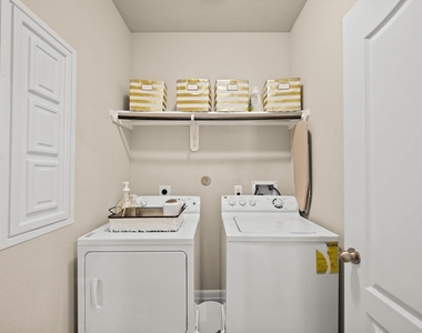 9957 Spring Rock Lane - Photo Thumbnail 7