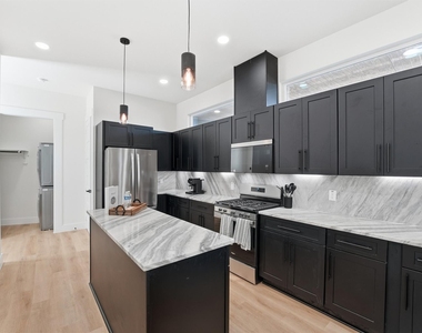 4206 Fox Street - Photo Thumbnail 3