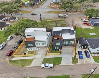 4206 Fox Street - Photo Thumbnail 27