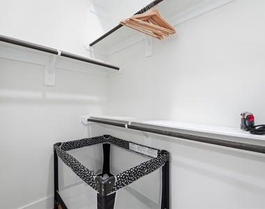 4206 Fox Street - Photo Thumbnail 16