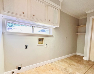 15111 Yorkpoint Drive - Photo Thumbnail 20
