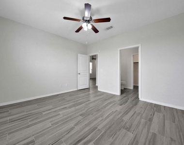 2619 Skyview Silver Drive - Photo Thumbnail 10