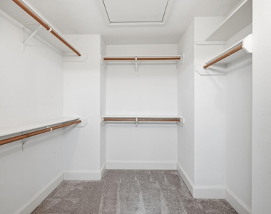 1714 Ovid Street - Photo Thumbnail 16