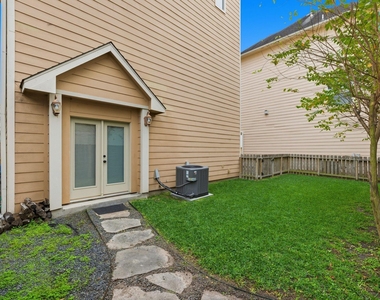 1714 Ovid Street - Photo Thumbnail 24