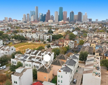 1714 Ovid Street - Photo Thumbnail 3
