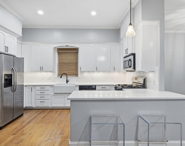 1714 Ovid Street - Photo Thumbnail 8