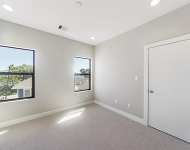 1607 Milby Street - Photo Thumbnail 12