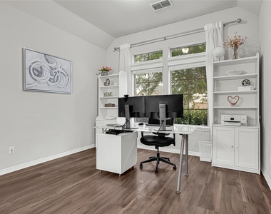 5522 Little Creek Court - Photo Thumbnail 5