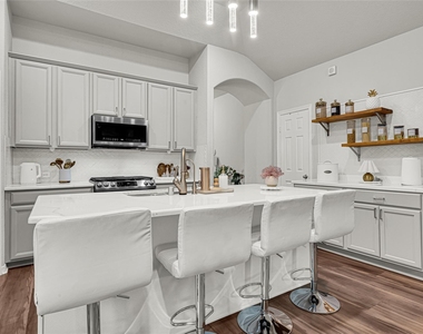 5522 Little Creek Court - Photo Thumbnail 15