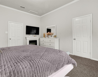 5522 Little Creek Court - Photo Thumbnail 18