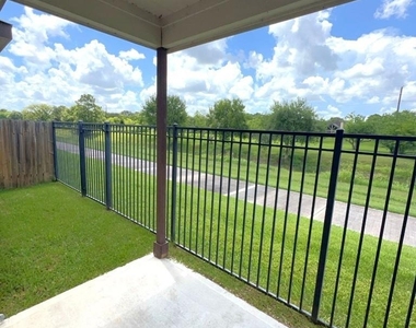 7118 Fannin Street - Photo Thumbnail 24