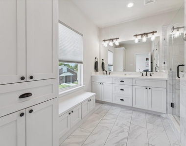 3404 Castor Street - Photo Thumbnail 15