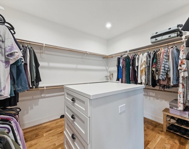 3404 Castor Street - Photo Thumbnail 17