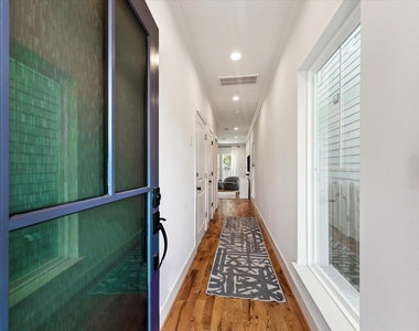 3404 Castor Street - Photo Thumbnail 3