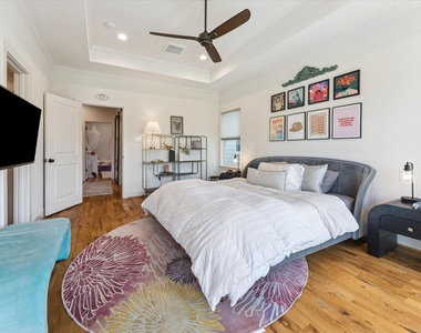 3404 Castor Street - Photo Thumbnail 14