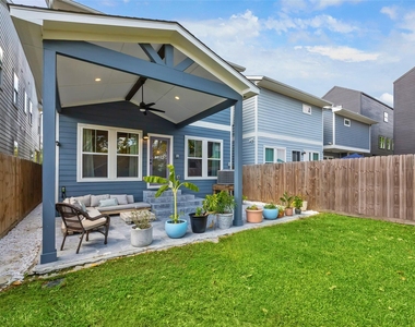 3404 Castor Street - Photo Thumbnail 22