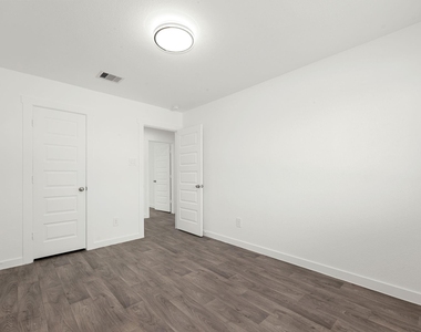 6931 Dell Vista Drive - Photo Thumbnail 30