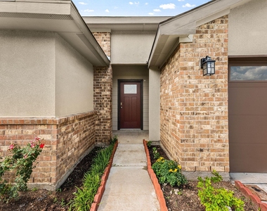 6931 Dell Vista Drive - Photo Thumbnail 6