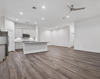 13329 Big Sky Court - Photo Thumbnail 7