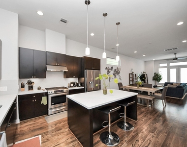 1243 Bonner Street - Photo Thumbnail 14