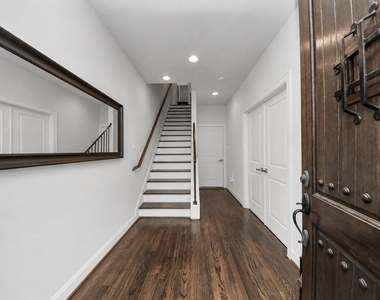 1243 Bonner Street - Photo Thumbnail 3