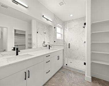 2707 Bronze Vista Drive - Photo Thumbnail 13
