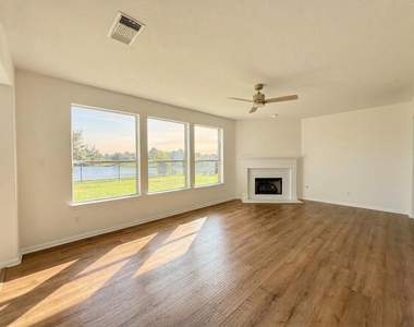 24626 Blane Drive - Photo Thumbnail 9