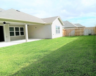 2312 Rosemary Street - Photo Thumbnail 6
