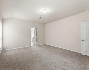 5211 Cayenne Lane - Photo Thumbnail 17