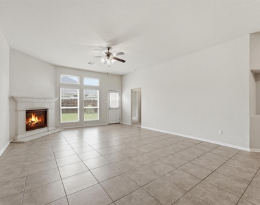 5211 Cayenne Lane - Photo Thumbnail 5