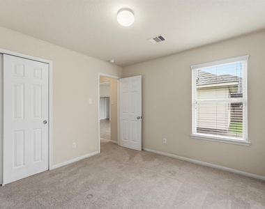 5211 Cayenne Lane - Photo Thumbnail 13