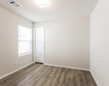 25734 Hazy Elm Lane - Photo Thumbnail 9