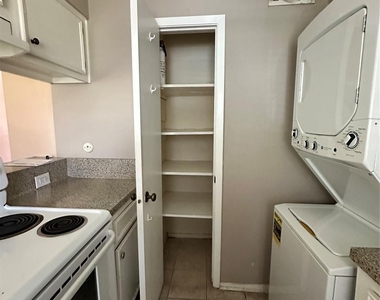 1433 Cedar Post Lane - Photo Thumbnail 5
