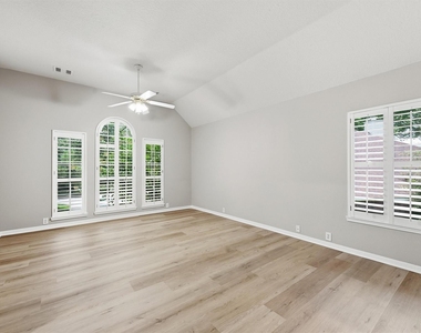 19311 Kristen Park Court - Photo Thumbnail 14
