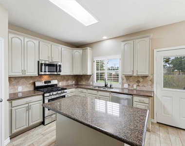 19311 Kristen Park Court - Photo Thumbnail 7