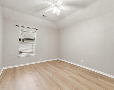 19311 Kristen Park Court - Photo Thumbnail 18