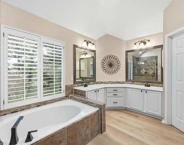 19311 Kristen Park Court - Photo Thumbnail 15
