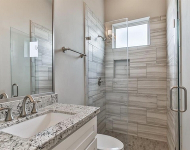 10915 Brookeshire Chase Lane - Photo Thumbnail 9