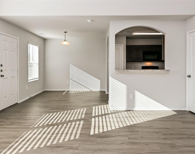 5007 Giant Sequoia Way - Photo Thumbnail 2