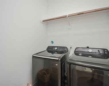 2620 Mcilhenny Street - Photo Thumbnail 30