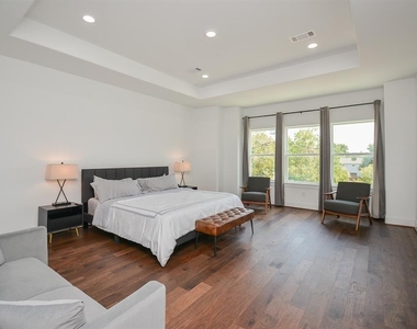 2620 Mcilhenny Street - Photo Thumbnail 11