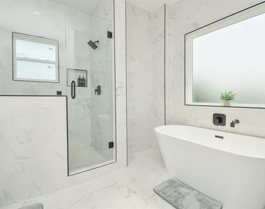 2620 Mcilhenny Street - Photo Thumbnail 16