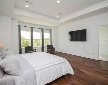 2620 Mcilhenny Street - Photo Thumbnail 12