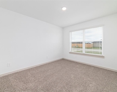 7207 Sunbreeze Lane - Photo Thumbnail 24