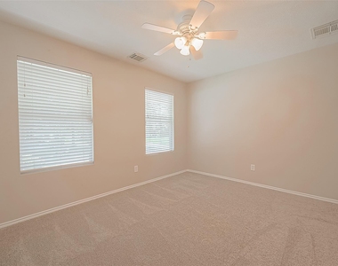 11 Yarrowdale Court - Photo Thumbnail 14