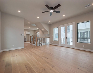 1222 W 24th Street - Photo Thumbnail 5