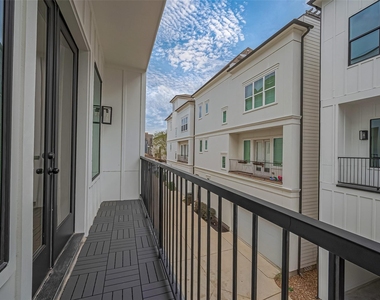 1222 W 24th Street - Photo Thumbnail 25
