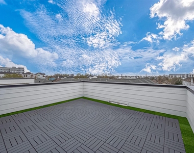 1222 W 24th Street - Photo Thumbnail 30