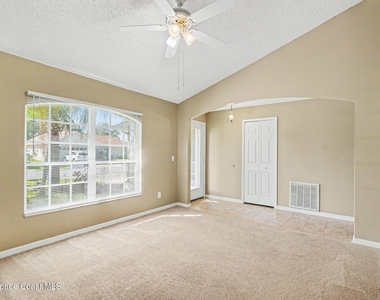 1154 Ida Way - Photo Thumbnail 2