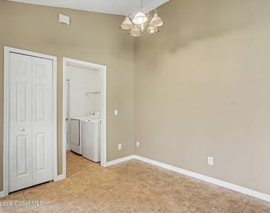 1154 Ida Way - Photo Thumbnail 17